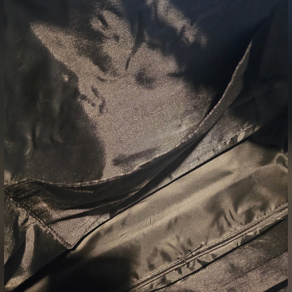 CHANEL GWP Black and Silver Chain-Handle Logo Tote - Picture 11 of 12